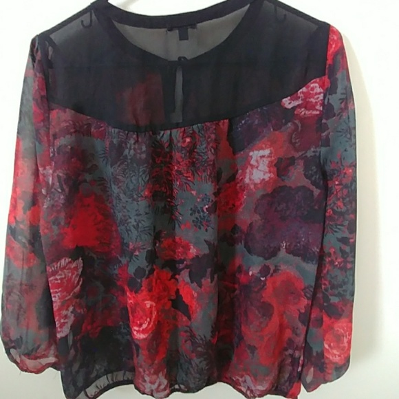 Lily Rose floral blouse - Picture 2 of 4